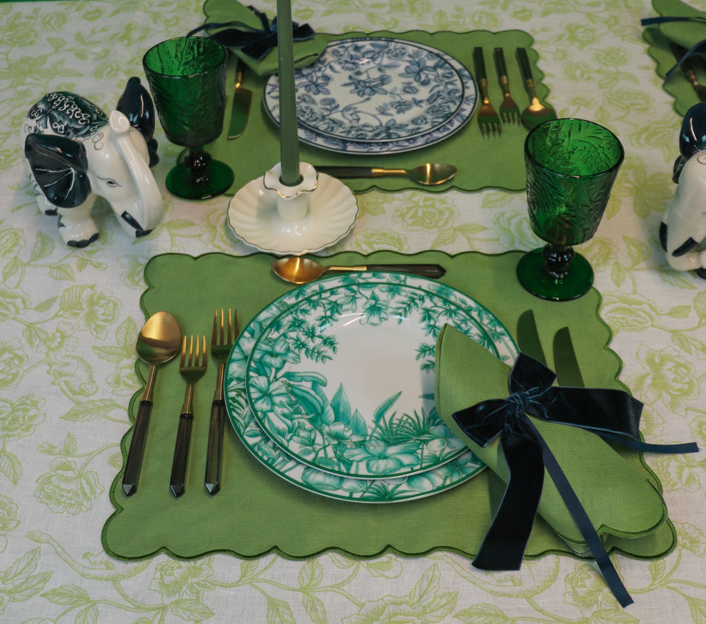 Monsoon Verdant Porcelain Dinner Plates – Case of 12 (+3 Bonus Plates)